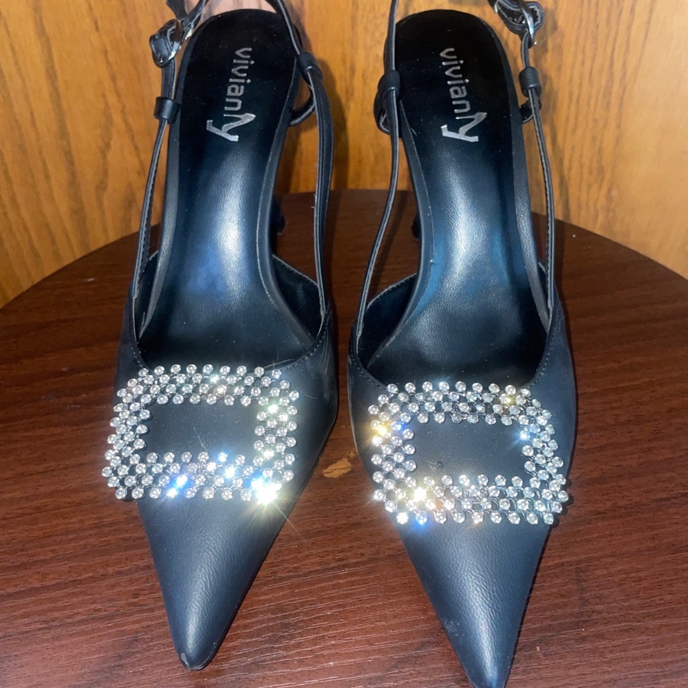 Black pointed toe sling back pumps with rhinestone embellishment size 7